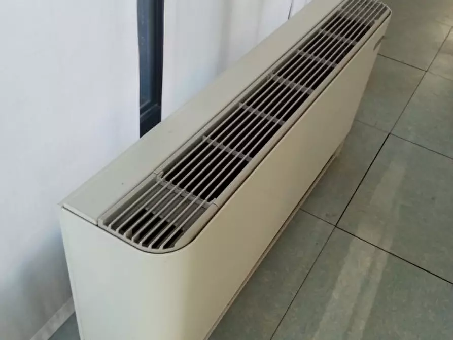 Immagine 8 di Negozio in affitto  in Via G. Matteotti n. 20 Bis - Cavarzere a Cavarzere