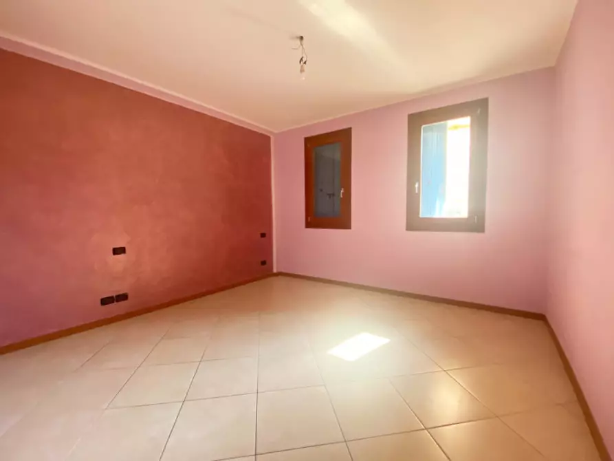 Immagine 6 di Villetta a schiera in vendita  in Via Arcole a Arcole