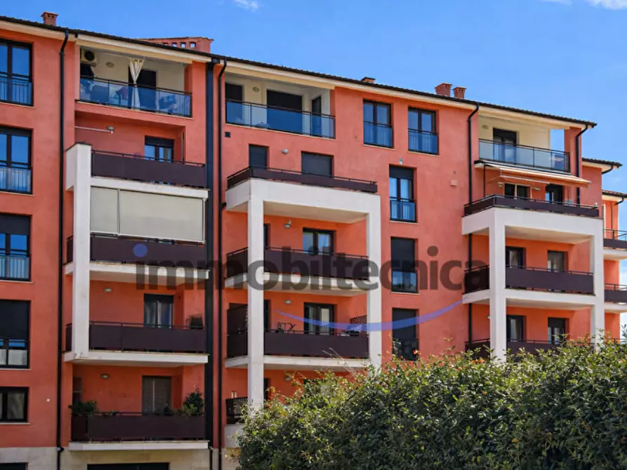 Immagine 7 di Appartamento in vendita  in Via Ombrone a Arezzo