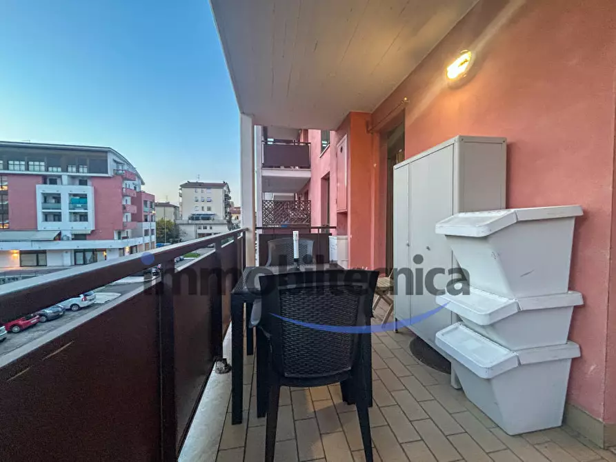 Immagine 14 di Appartamento in vendita  in Via Ombrone a Arezzo