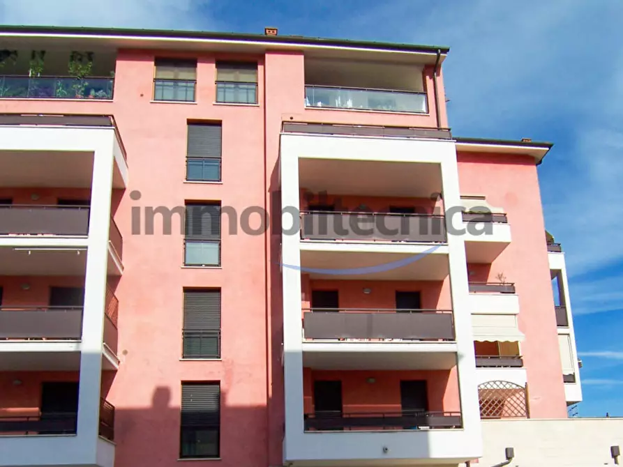 Immagine 18 di Appartamento in vendita  in Via Ombrone a Arezzo