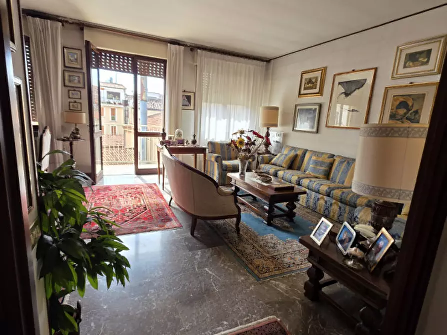 Immagine 6 di Appartamento in vendita  in via cesare battisti a Padova