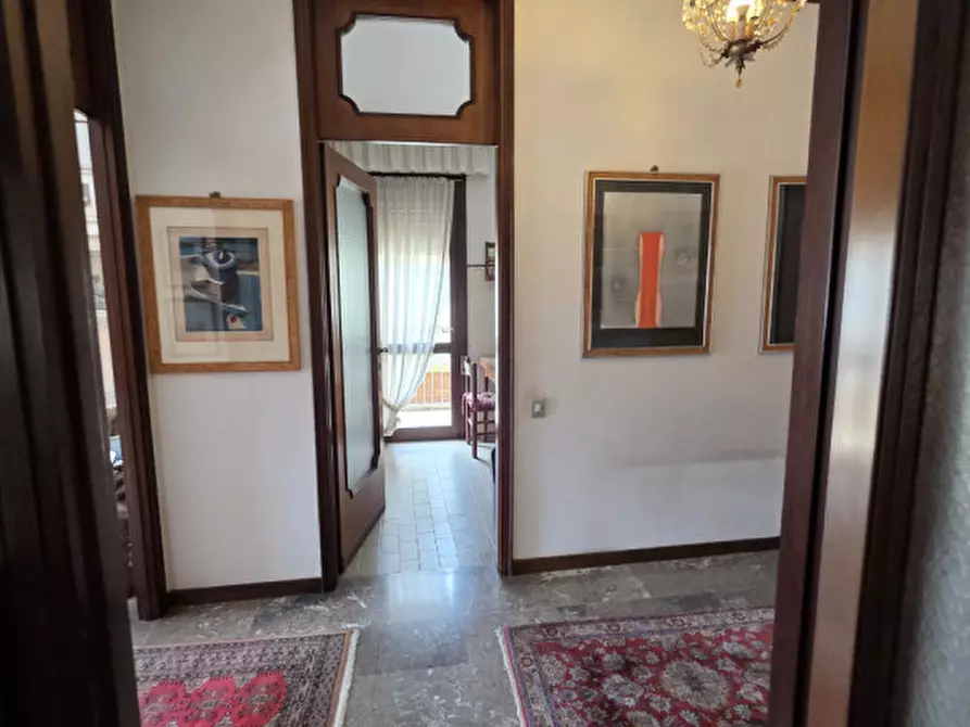 Immagine 13 di Appartamento in vendita  in via cesare battisti a Padova