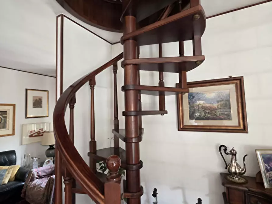 Immagine 19 di Appartamento in vendita  in via cesare battisti a Padova