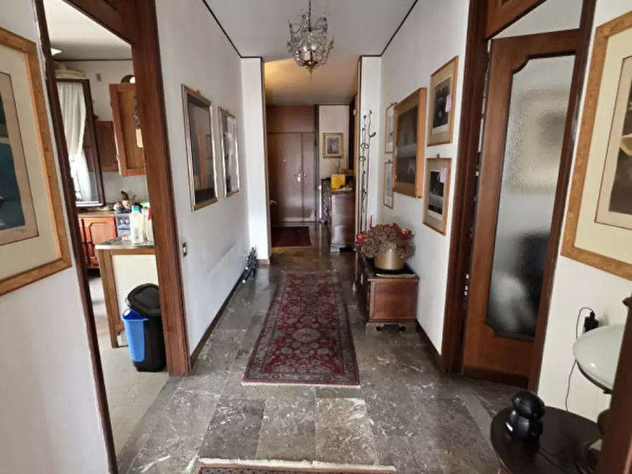 Immagine 32 di Appartamento in vendita  in via cesare battisti a Padova