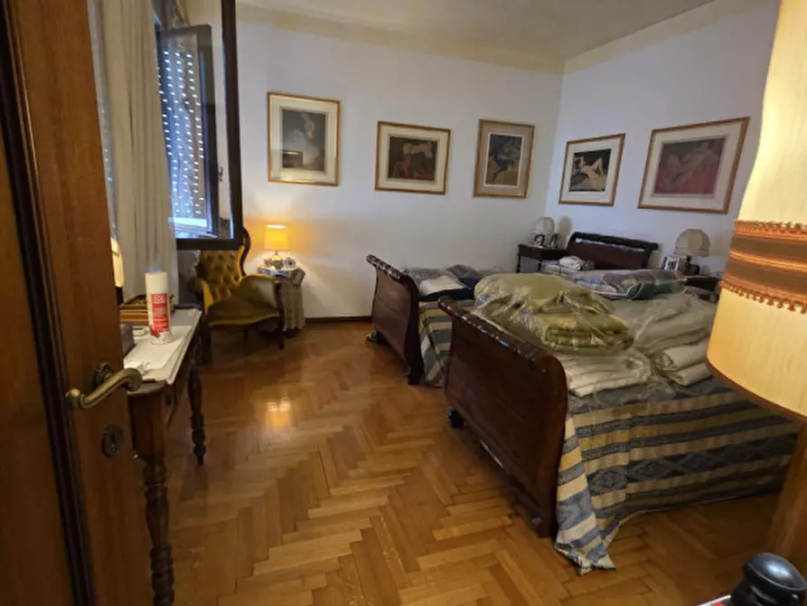 Immagine 36 di Appartamento in vendita  in via cesare battisti a Padova