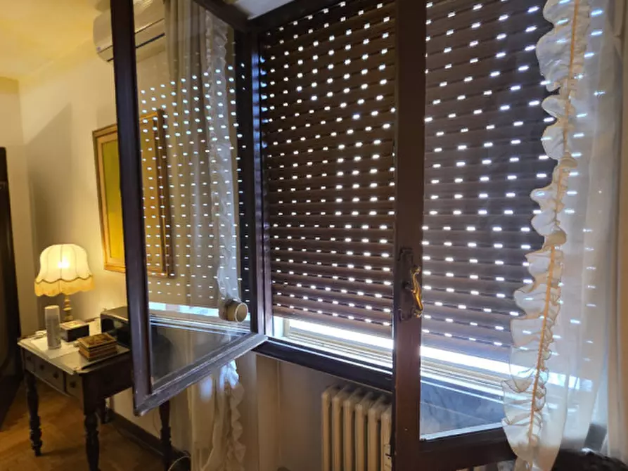 Immagine 38 di Appartamento in vendita  in via cesare battisti a Padova