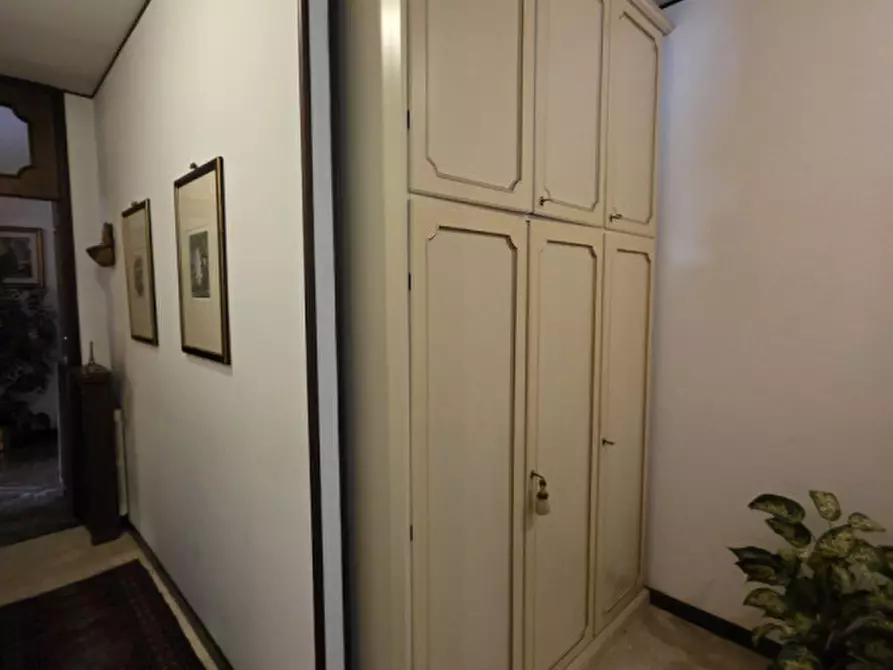Immagine 42 di Appartamento in vendita  in via cesare battisti a Padova