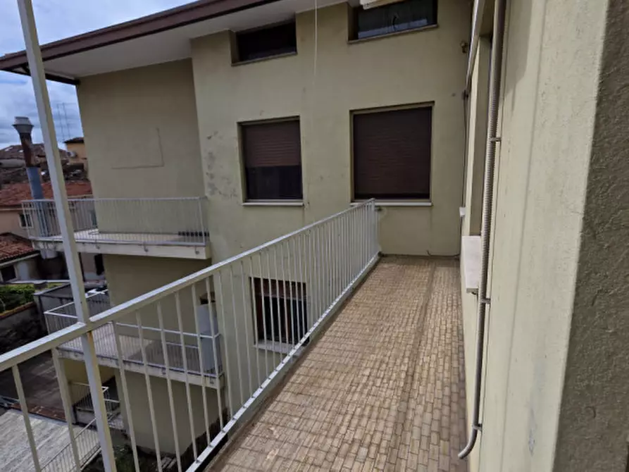 Immagine 50 di Appartamento in vendita  in via cesare battisti a Padova