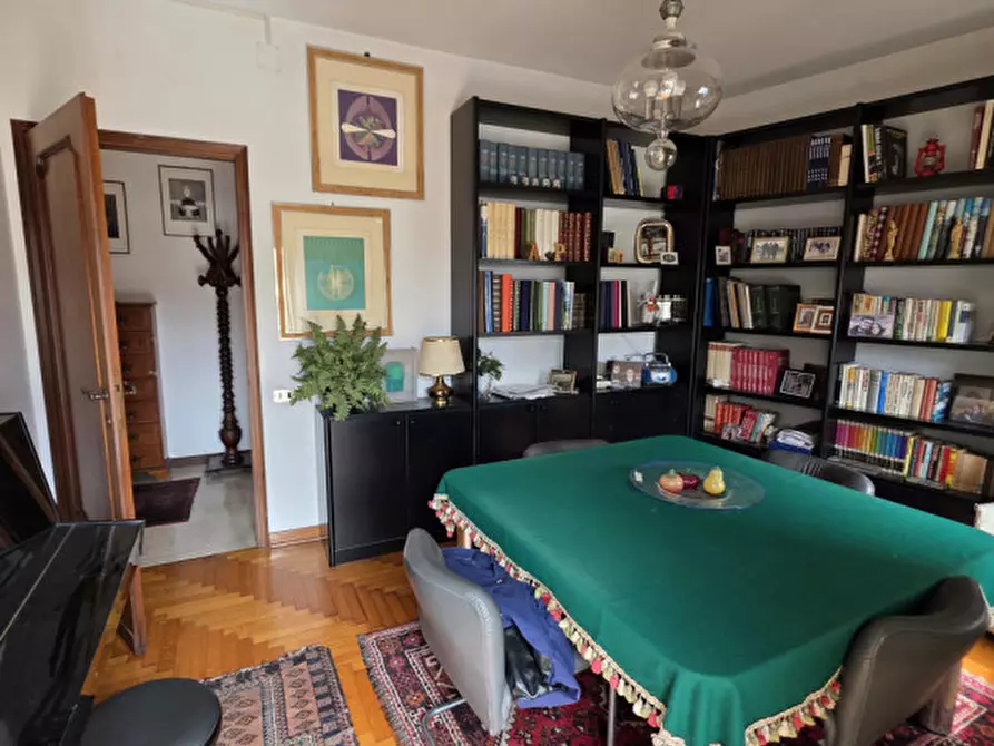 Immagine 51 di Appartamento in vendita  in via cesare battisti a Padova