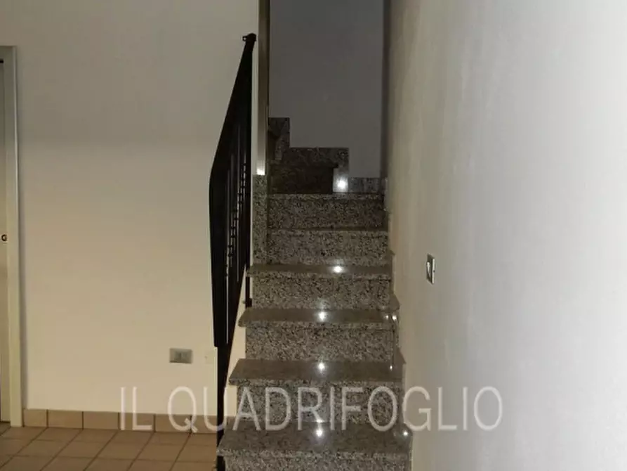 Immagine 9 di Negozio in affitto  a Cesena