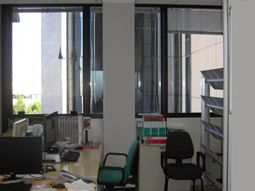 Immagine 18 di Ufficio in affitto  in VIA TOBAGI a Peschiera Borromeo