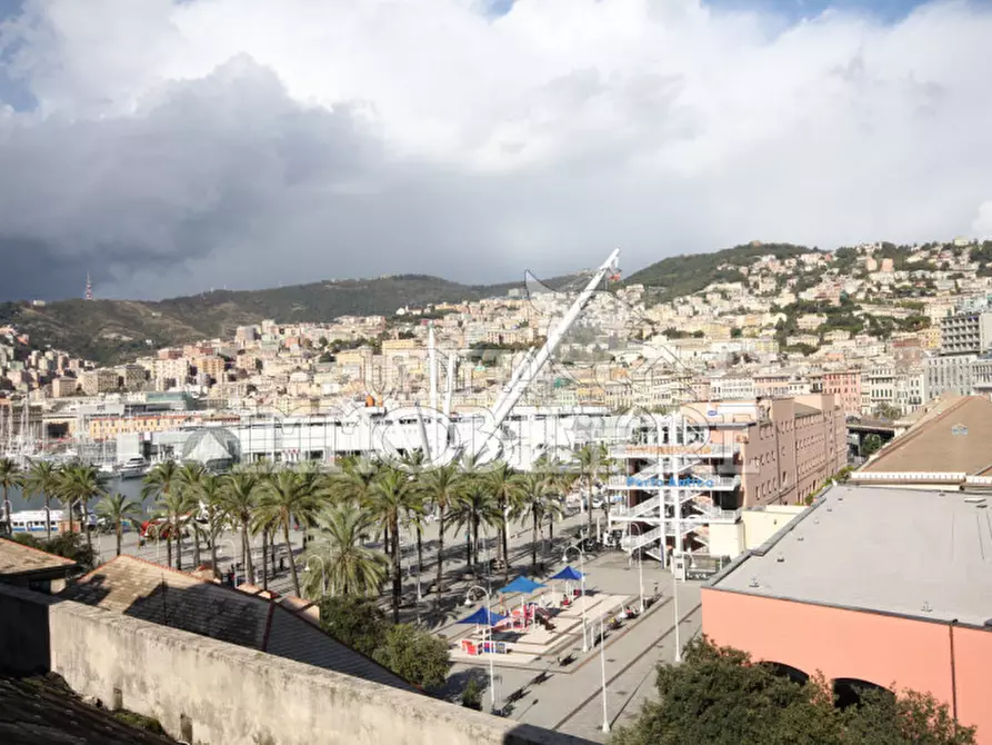Immagine 1 di Appartamento in vendita  in Via del molo a Genova
