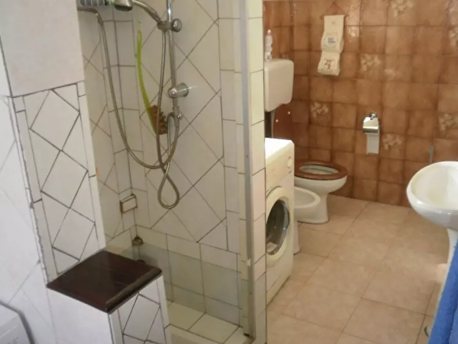 Immagine 4 di Casa indipendente in vendita  a Suzzara