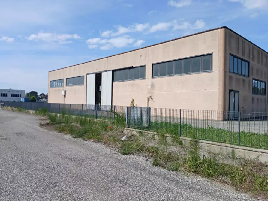 Immagine 2 di Capannone industriale in vendita  in via agnelli a Copparo