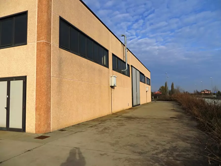 Immagine 21 di Capannone industriale in vendita  in via agnelli a Copparo