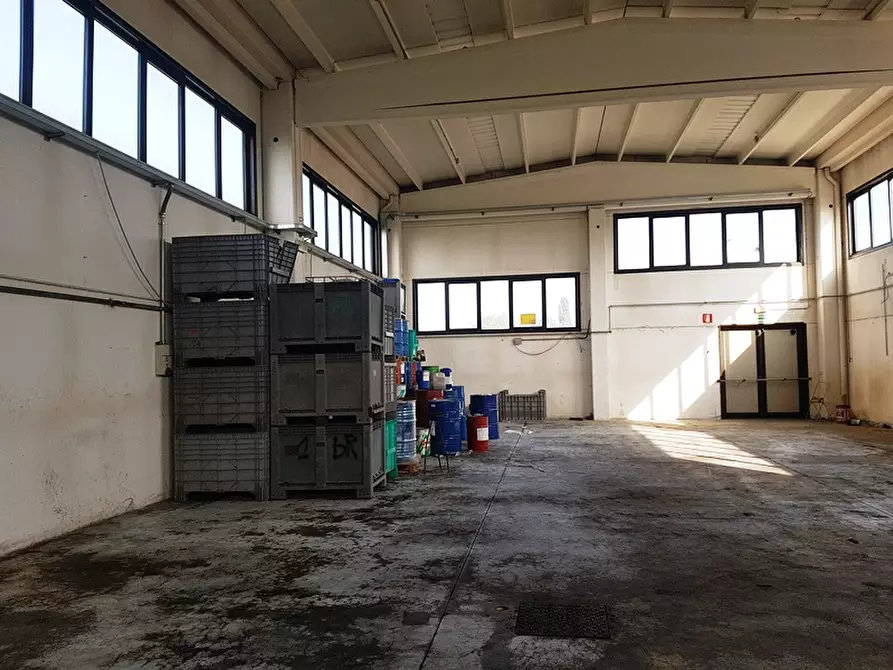 Immagine 23 di Capannone industriale in vendita  in via agnelli a Copparo