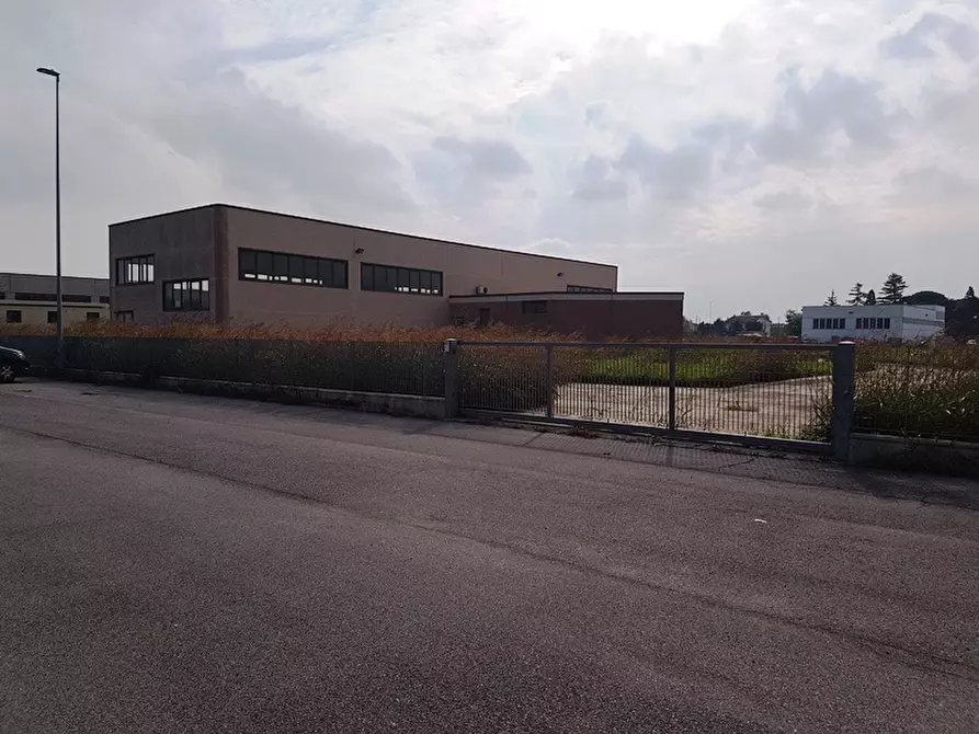 Immagine 31 di Capannone industriale in vendita  in via agnelli a Copparo