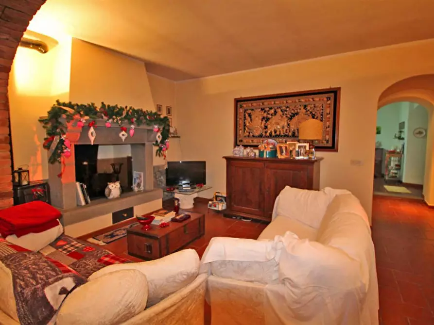 Immagine 8 di Rustico / casale in vendita  in via le contesse case sparse a Cortona