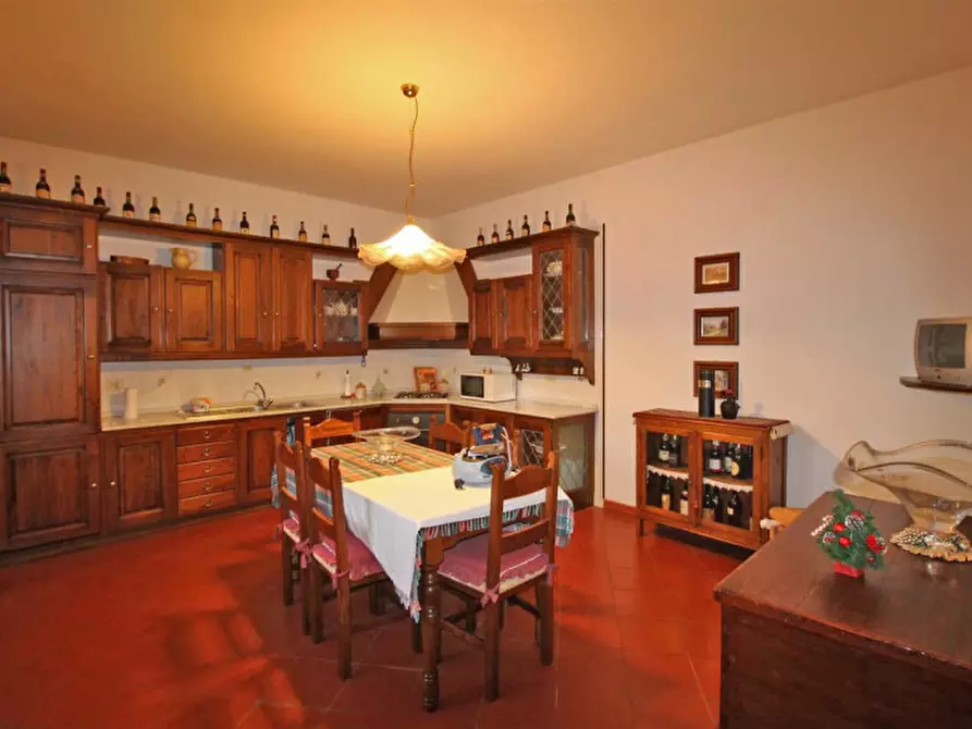 Immagine 9 di Rustico / casale in vendita  in via le contesse case sparse a Cortona