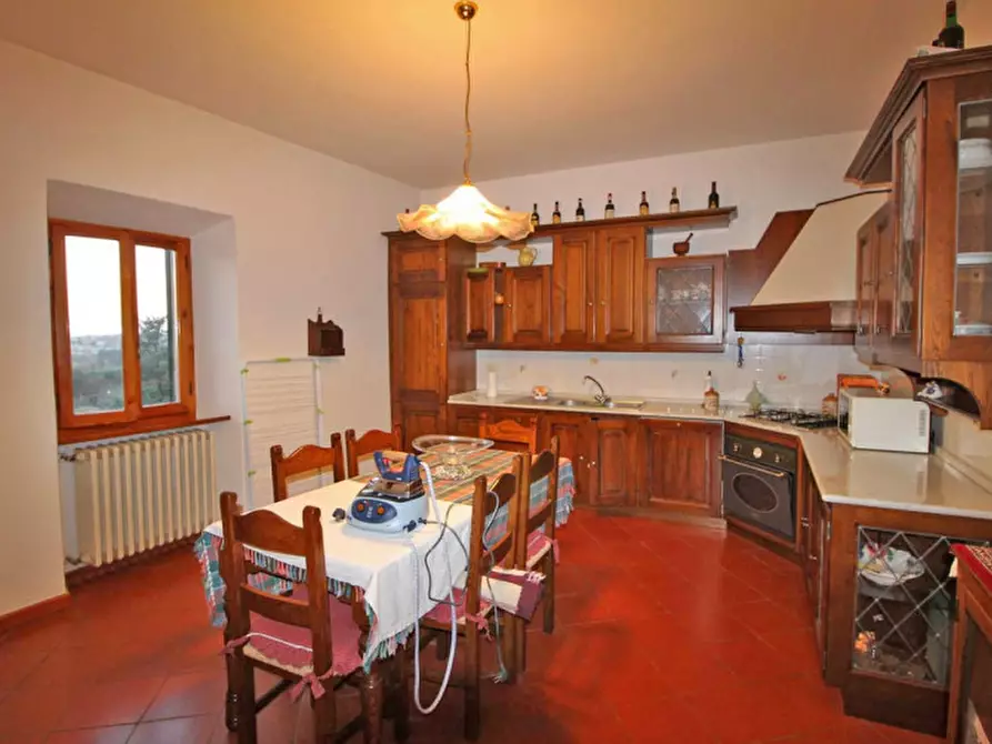 Immagine 17 di Rustico / casale in vendita  in via le contesse case sparse a Cortona