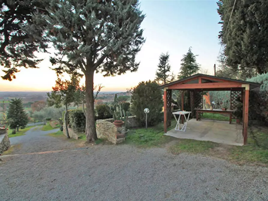 Immagine 44 di Rustico / casale in vendita  in via le contesse case sparse a Cortona