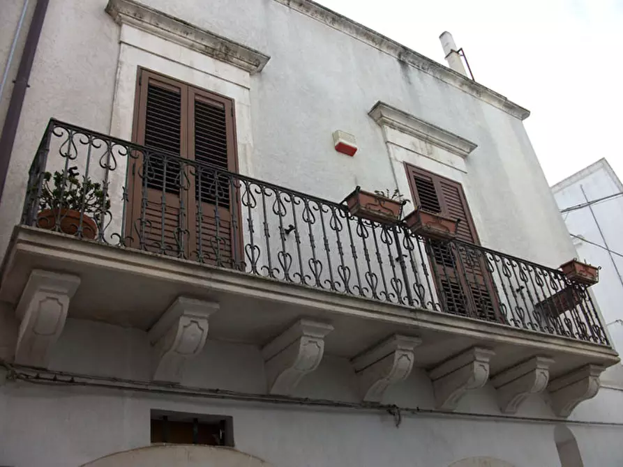 Immagine 1 di Casa indipendente in vendita  in Via T. Campanella a Ostuni