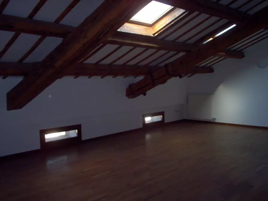 Immagine 2 di Attico in vendita  in Zona centro storico piazza Garibaldi a Padova