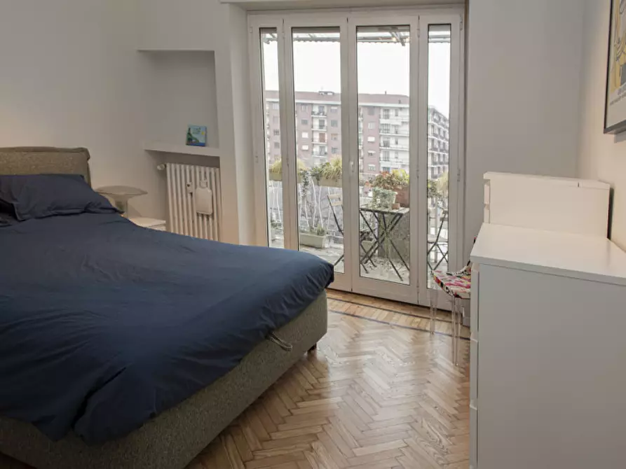 Immagine 6 di Appartamento in vendita  in Via Fratelli Carando 25 a Torino