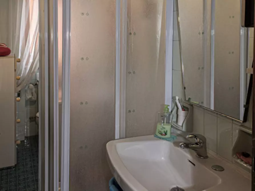 Immagine 26 di Appartamento in vendita  in Via Filippo Acciarini 19 a Torino