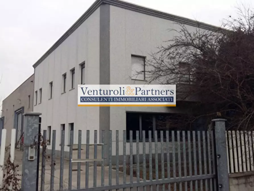 Immagine 1 di Capannone industriale in vendita  in via ugo foscolo a Ghedi