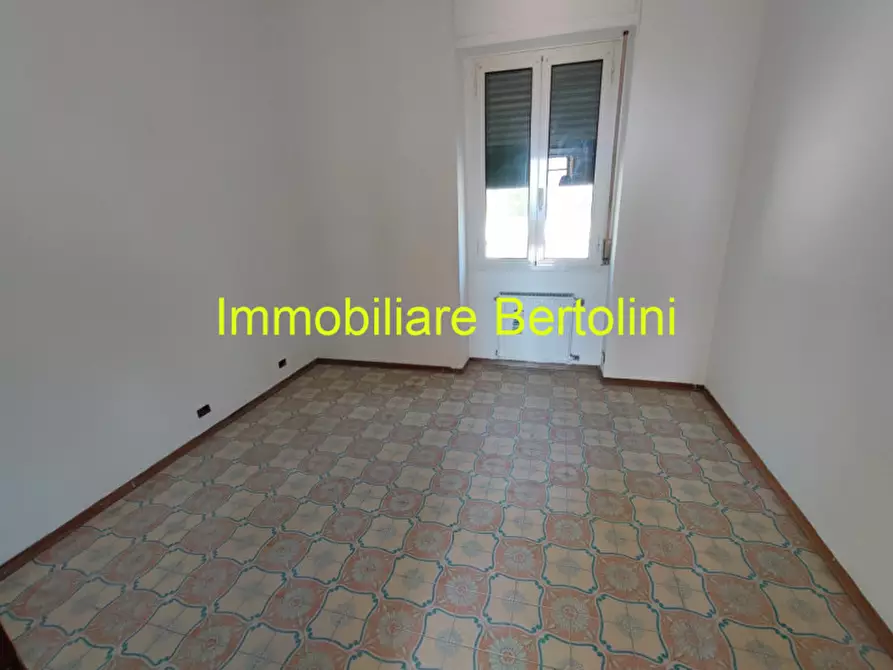 Immagine 11 di Casa trifamiliare in vendita  in corso marconi a San Remo
