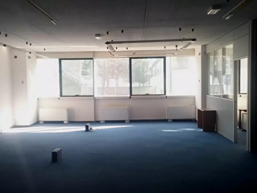 Immagine 2 di Ufficio in vendita  in STRADA 3 a Assago