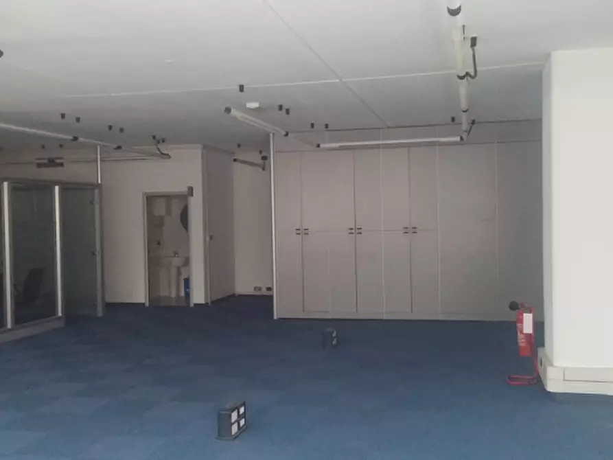 Immagine 3 di Ufficio in vendita  in STRADA 3 a Assago