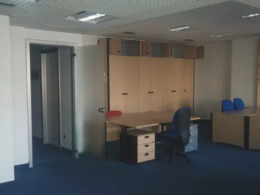 Immagine 20 di Ufficio in vendita  in STRADA 3 a Assago