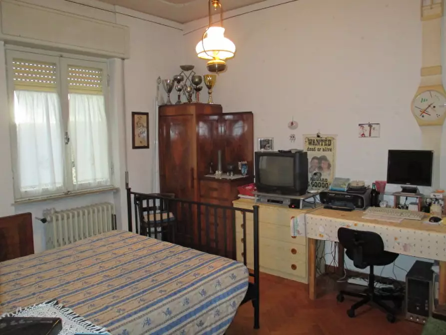 Immagine 13 di Appartamento in vendita  a Senigallia