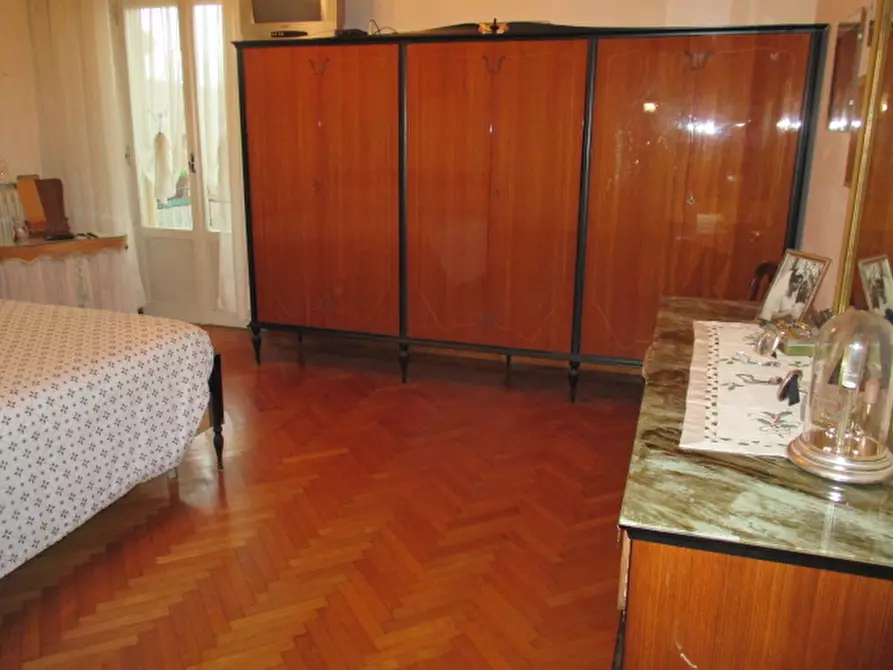 Immagine 19 di Appartamento in vendita  a Senigallia