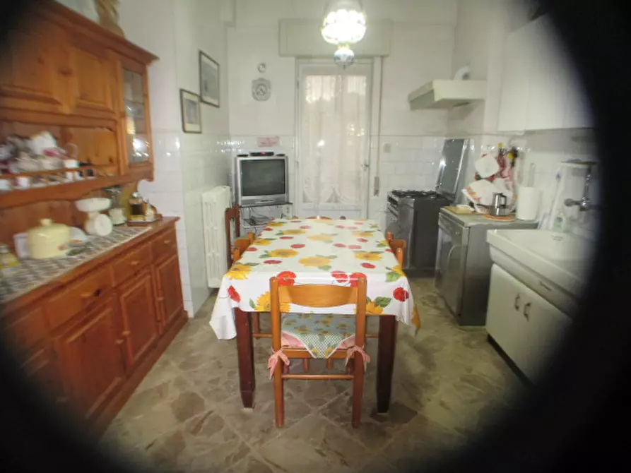 Immagine 26 di Appartamento in vendita  a Senigallia