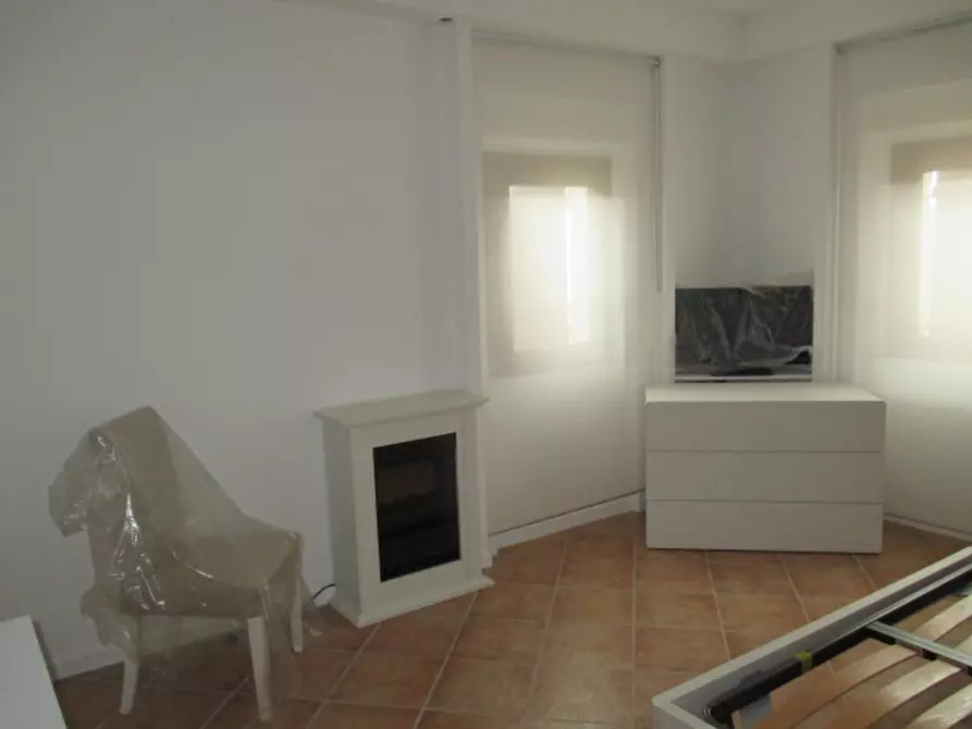 Immagine 5 di Rustico / casale in vendita  a Senigallia