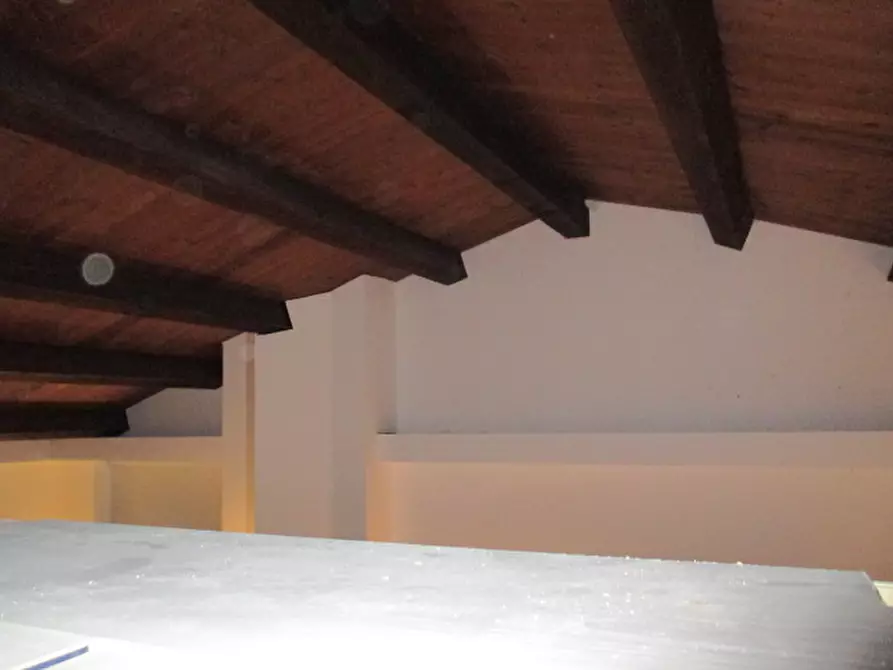 Immagine 9 di Rustico / casale in vendita  a Senigallia