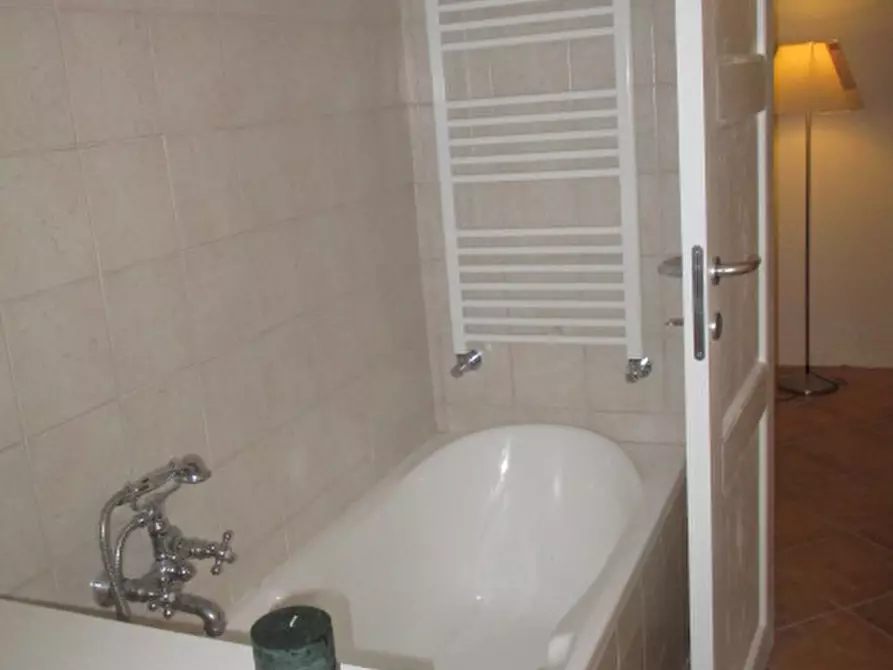 Immagine 13 di Rustico / casale in vendita  a Senigallia