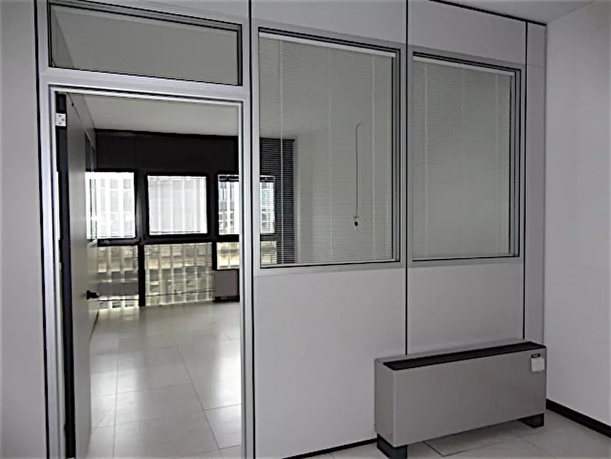 Immagine 4 di Ufficio in vendita  in Via Savelli a Padova