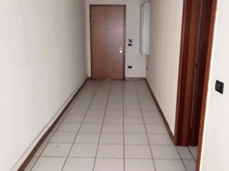 Immagine 4 di Ufficio in vendita  in VIA DANTE 1, MONTECCHIO MAGGIORE a Montecchio Maggiore