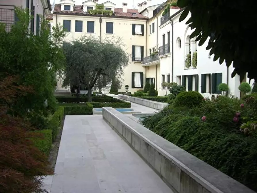 Immagine 1 di Appartamento in affitto  in Via Patriarcato a Padova