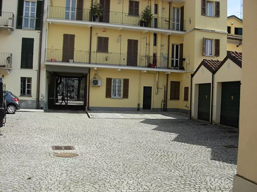 Immagine 2 di Appartamento in vendita  in via Giulietti a Casteggio