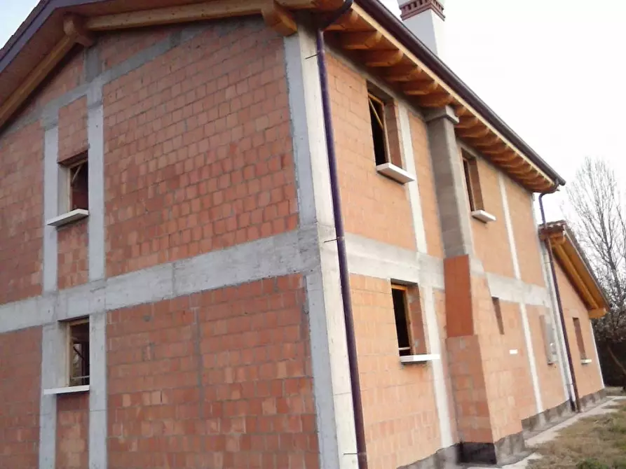 Immagine 7 di Casa indipendente in vendita  in CAPITELLO a Casale Sul Sile