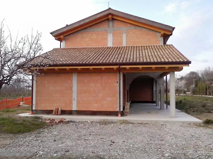 Immagine 10 di Casa indipendente in vendita  in CAPITELLO a Casale Sul Sile