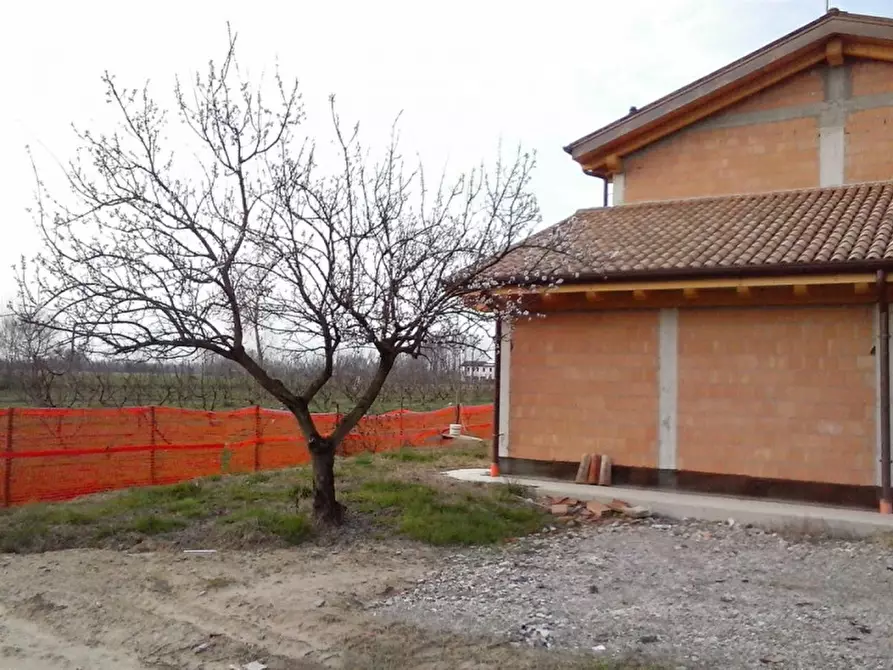 Immagine 11 di Casa indipendente in vendita  in CAPITELLO a Casale Sul Sile