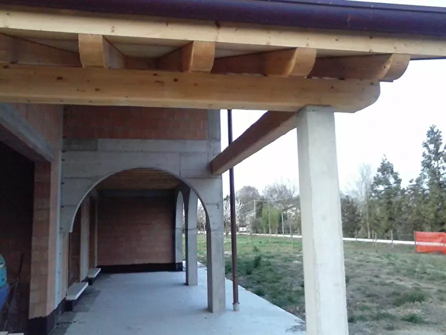 Immagine 12 di Casa indipendente in vendita  in CAPITELLO a Casale Sul Sile