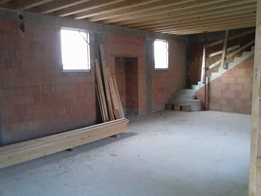 Immagine 15 di Casa indipendente in vendita  in CAPITELLO a Casale Sul Sile